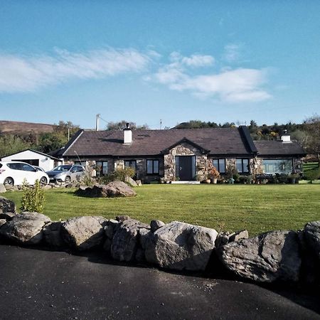 Great Lawn Kinisi 16K From The Town Centre V93 Hv56 Bed and Breakfast Laune Bridge Buitenkant foto